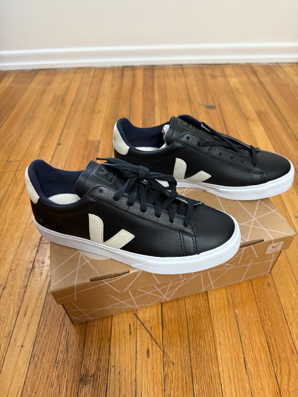 Veja  Campo Men's Black Leather Sneakers with White sole